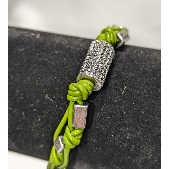 Apple Green Rhinestone Bracelet NWT - Picture 1 of 12